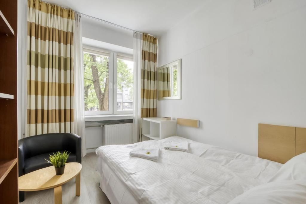 Проживание в семье Mokotow Rooms Obrzeżna by 404 Rooms & Apartments Варшава